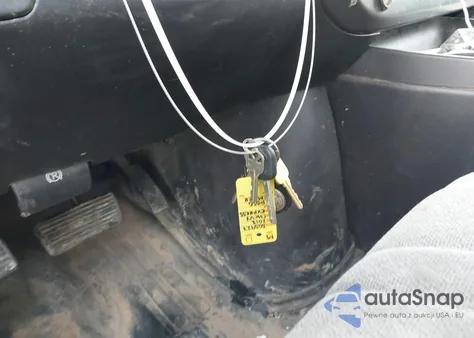 2018 Chevrolet Express 2500 Work Van z USA, uszkodzony, nr VIN 1GCWGAFPXJ1173441